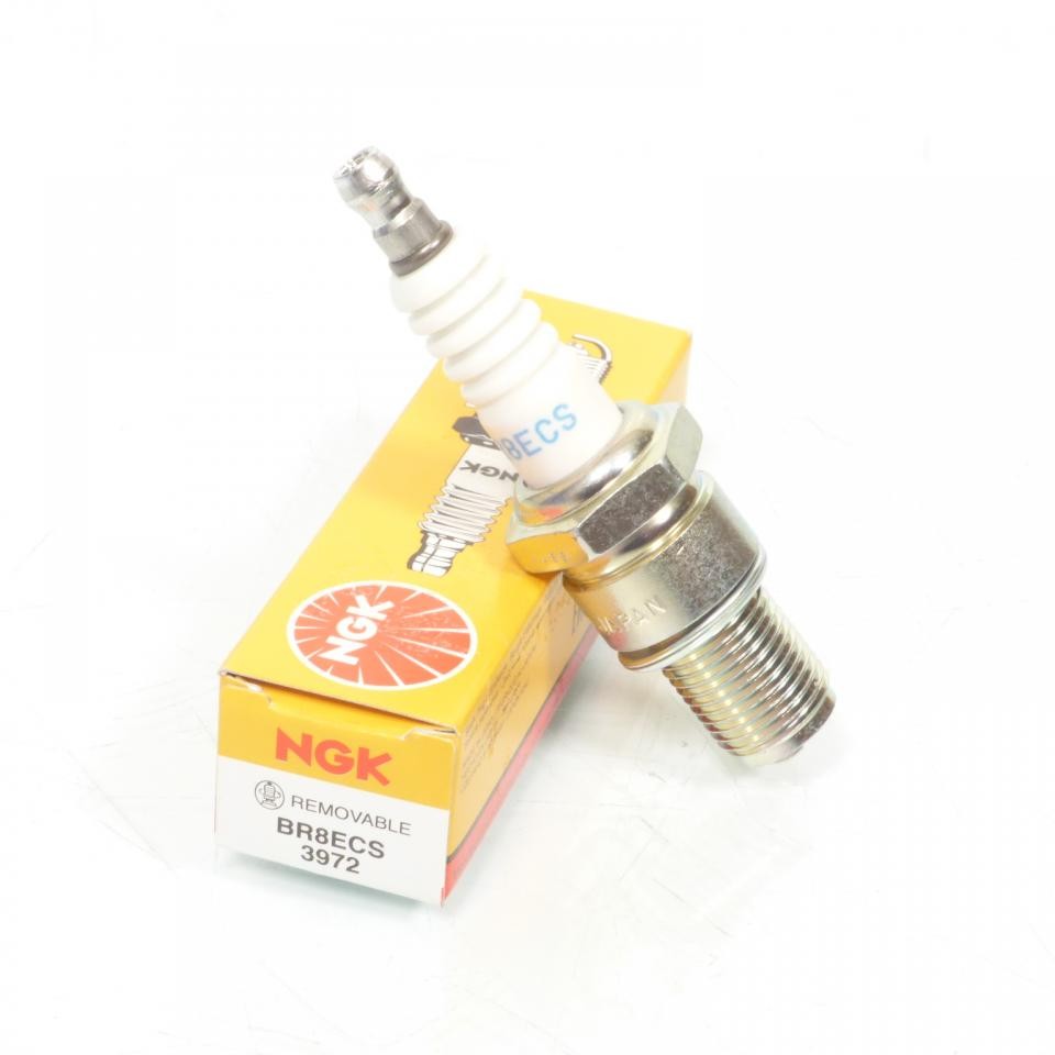 NGK BR8ECS / 3972 bougie d'allumage neuve pour moto Honda 75 NS1