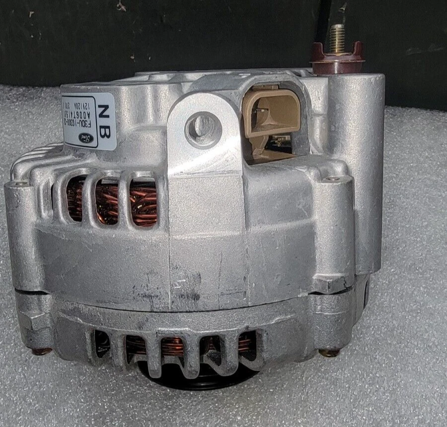 Alternador Ford Taurus V6 3,2 litros 1993-1994-1995/OEM/Por RR_Alternadores Foto 2 de 4