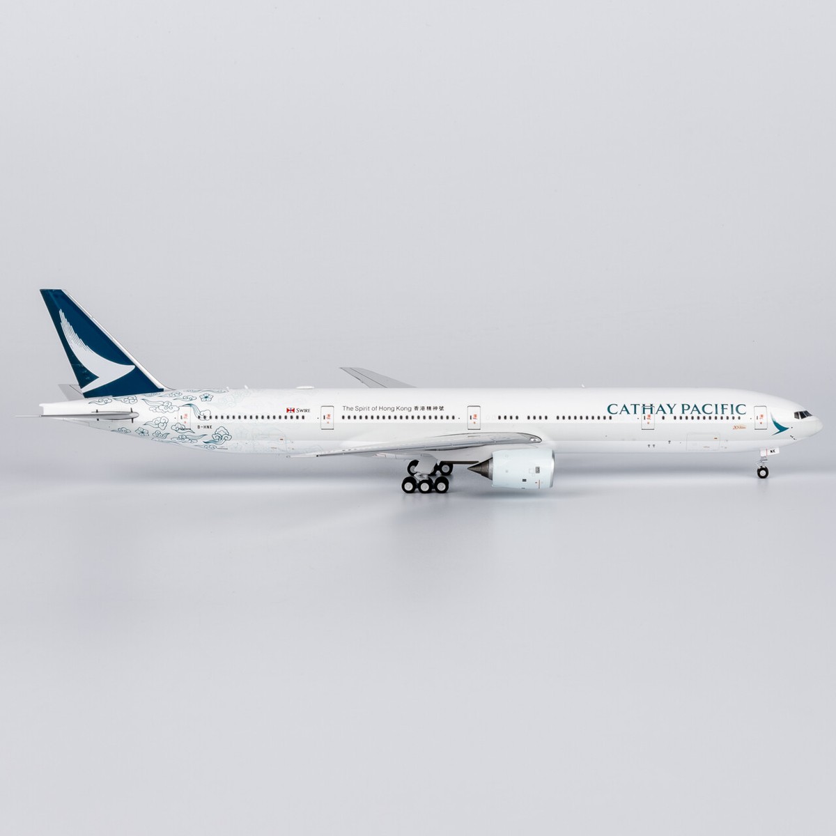 1:400 NGmodels Cathay Pacific B777-300 Passenger Airplane
