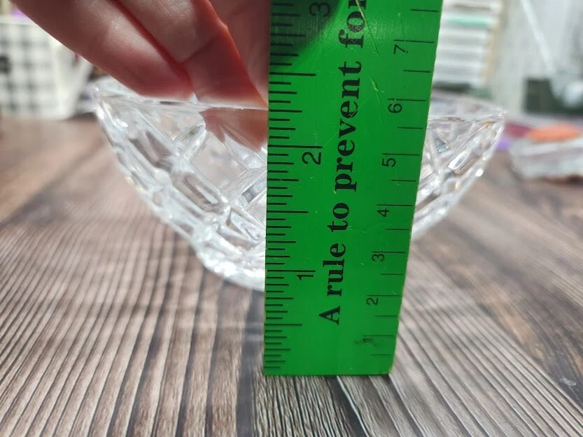 LENOX Crystal Diamond Bowl, Made in Czech Republic, Full Lead Crystal approx 5"  - Image 4 of 4