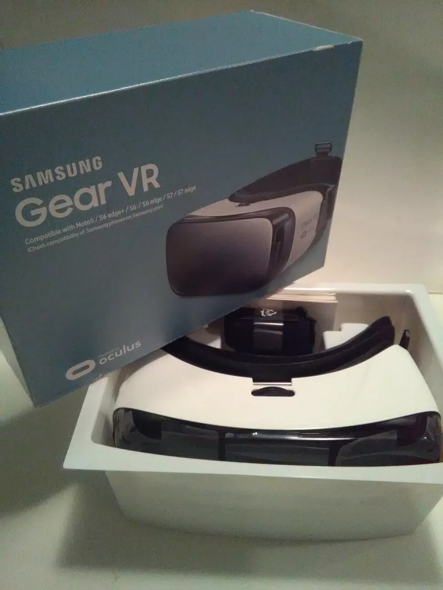 Samsung Gear VR SM 322 powered by Oculus Compatible With Phone On Samsung
