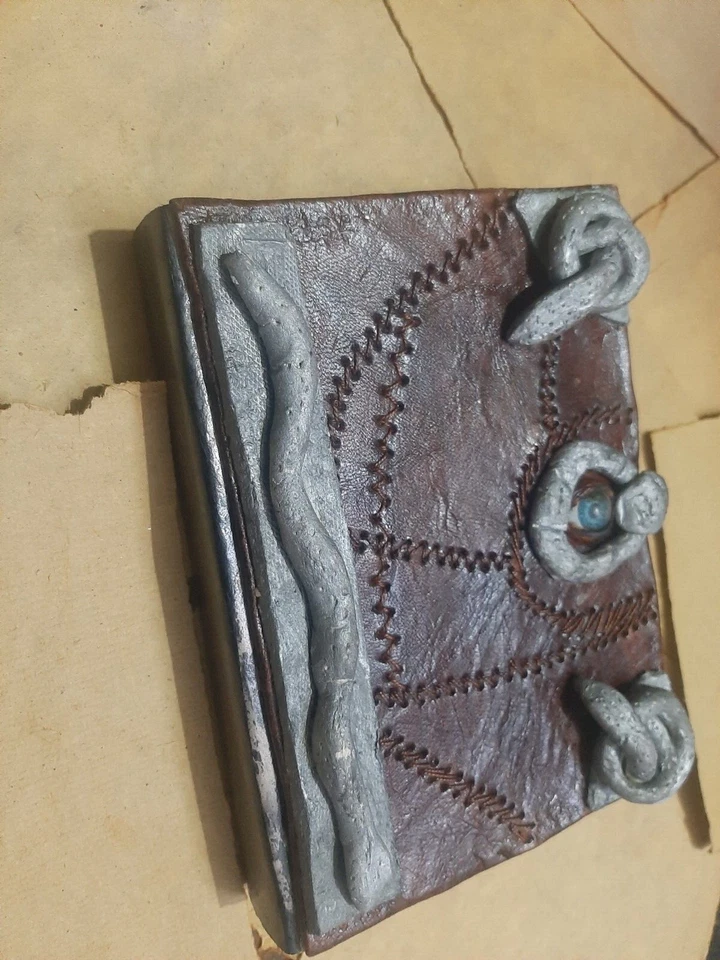 Hocus Pocus book | blank spells book of Shadows Antique leather journal, grimoir - Image 3 of 4