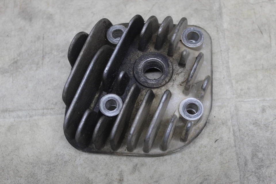 2000 E-ton Sierra DXL 90 Oem Engine Top End Cylinder Head - Image 2 of 4