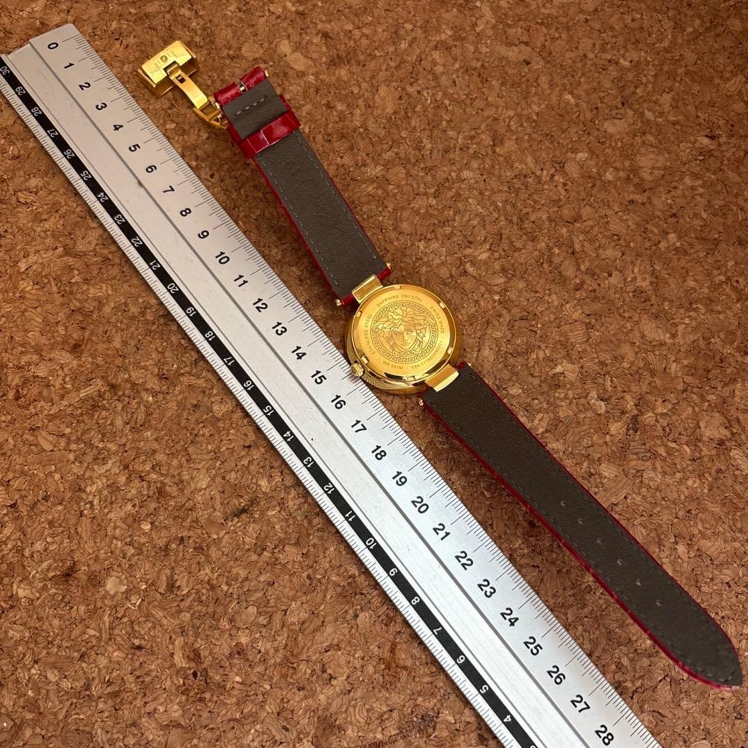 Versace Dress Watch Timepiece Mens 35mm Case Stainless Band Vintage Limited thumbnail 5