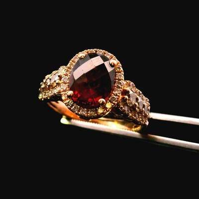 14KT Rose Gold LeVian Raspberry Rhodolite Halo Ring   Size 7   5.288g (3.40 DWT)