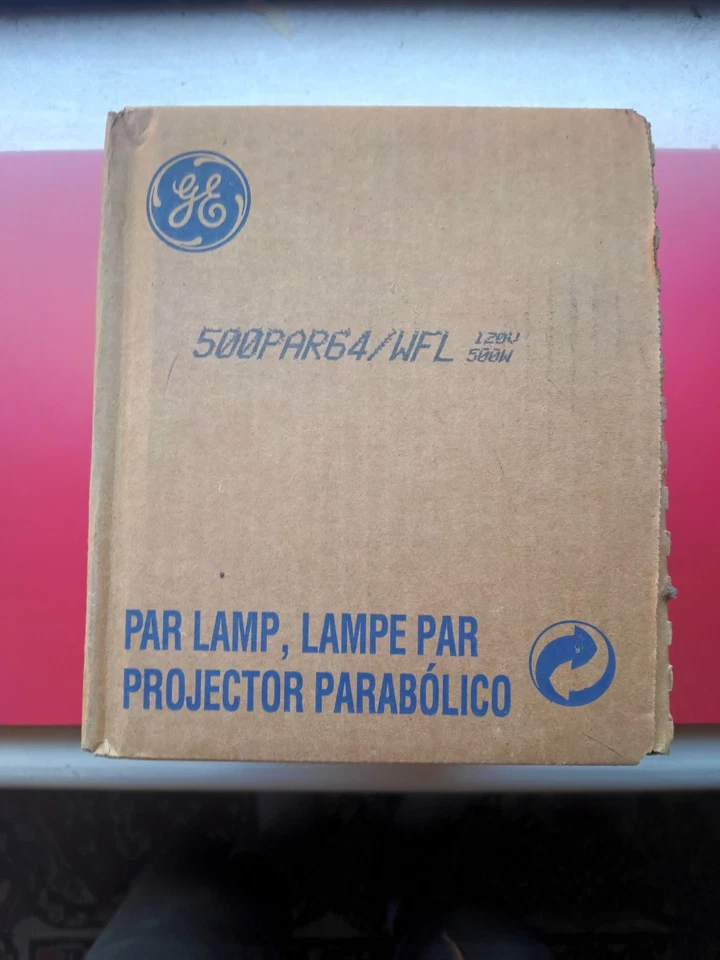 GE 500PAR64/WFL 500 watt 120V - Par Lamp 8" - Image 2 of 4