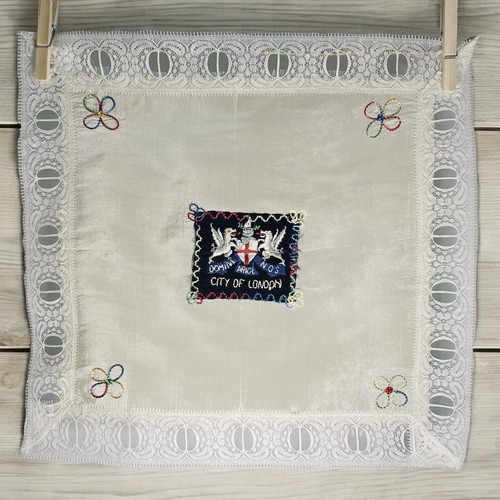 Vintage London England Lace Handkerchief Handmade Hand Sown Souvenir Hanky UK - 第 1/7 張圖片