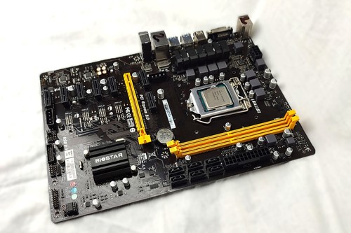Combo Motherboard Biostar tb250btc + CPU INTEL G4400 + RAM 4Gb DDR4 - Afbeelding 2 van 11