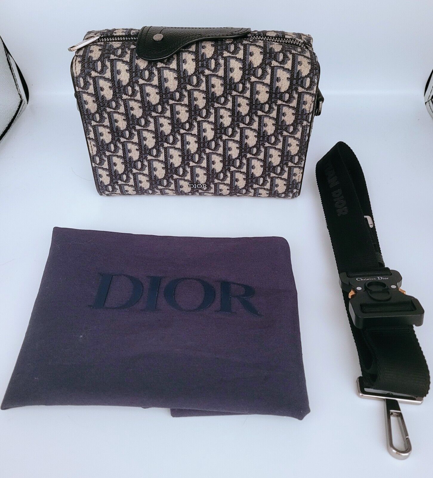 Dior's new Lingot Bag is a travel essential for your next holiday