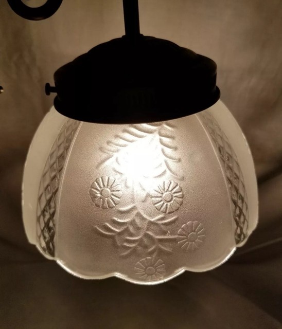Vintage Frosted Glass Etched Oil Tulip Gwtw Lamp shade Duplex Light