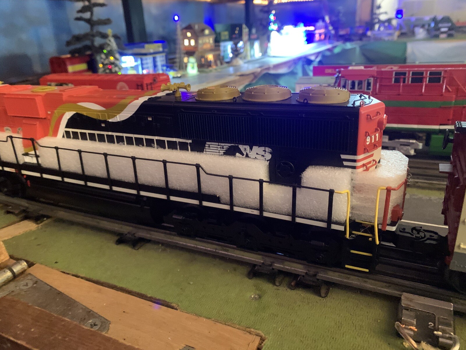 Picture 3 of 9