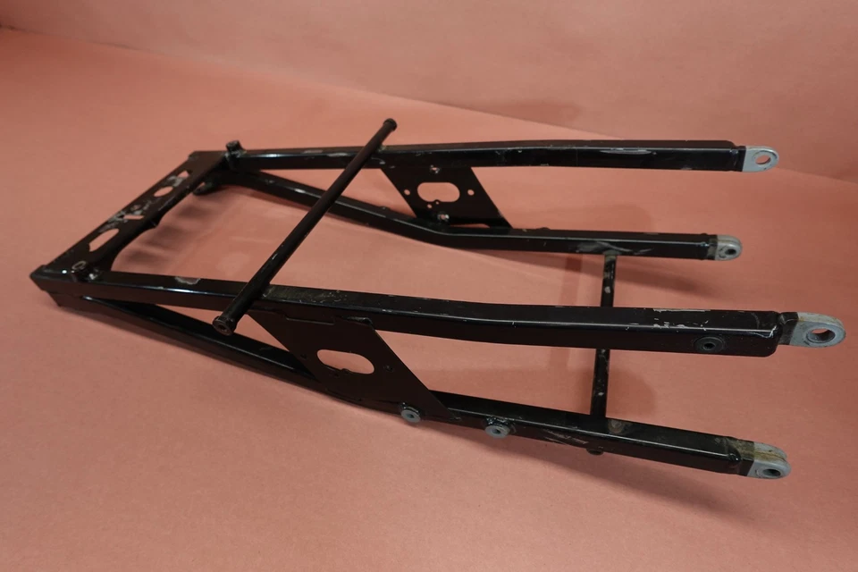 Subquadro traseiro Honda Interceptor 800 VFR800 1998-2001 - Imagem 3 de 4