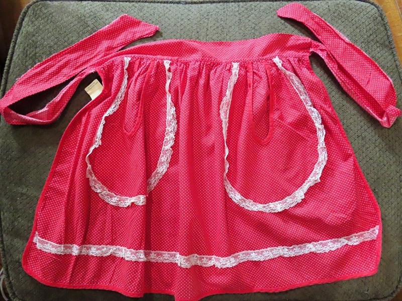 Collectible vintage red poka-dot apron label 1960s keyhole pocket lace half apro