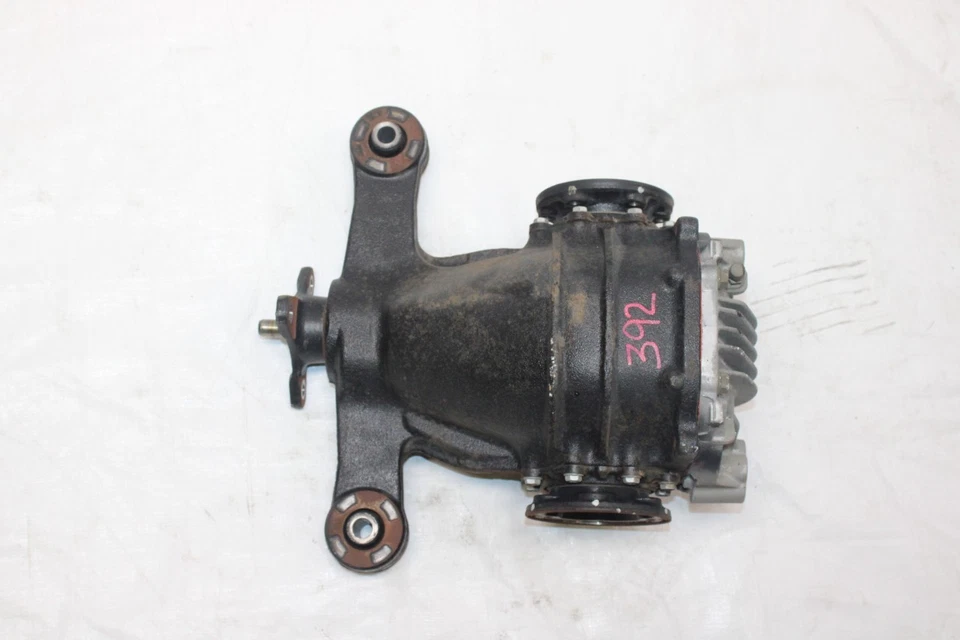 2002 LEXUS SC430 Z40 CONV #392 REAR DIFFERENTIAL CARRIER 3.266 Ratio - Image 4 of 4