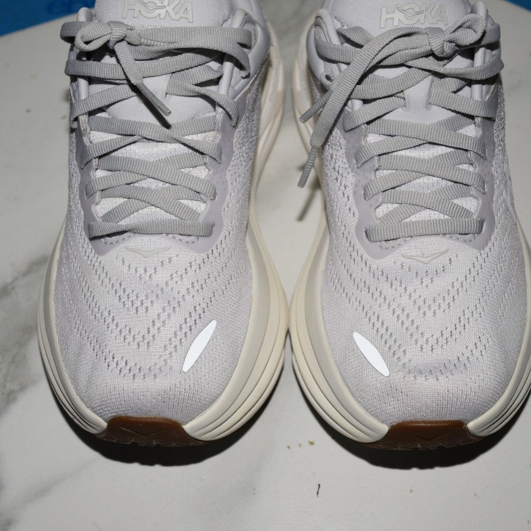 HOKA Bondi 8 Running Shoe Women US 7 B thumbnail 5