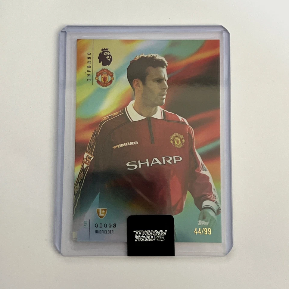 Ryan Giggs Inferno /99 Manchester United Topps Football Wales - Image 1 of 2