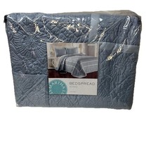 Martha Stewart Soft Light Blue Flowering Trellis Quilt King Bedspread NEW