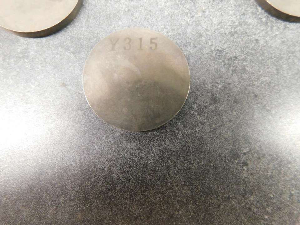 Calço ajustável válvula Yamaha FZ600 XJ650 XJ750 XS1100 XS850 3.15 1J7-12169-V1 2330 - Imagem 2 de 4