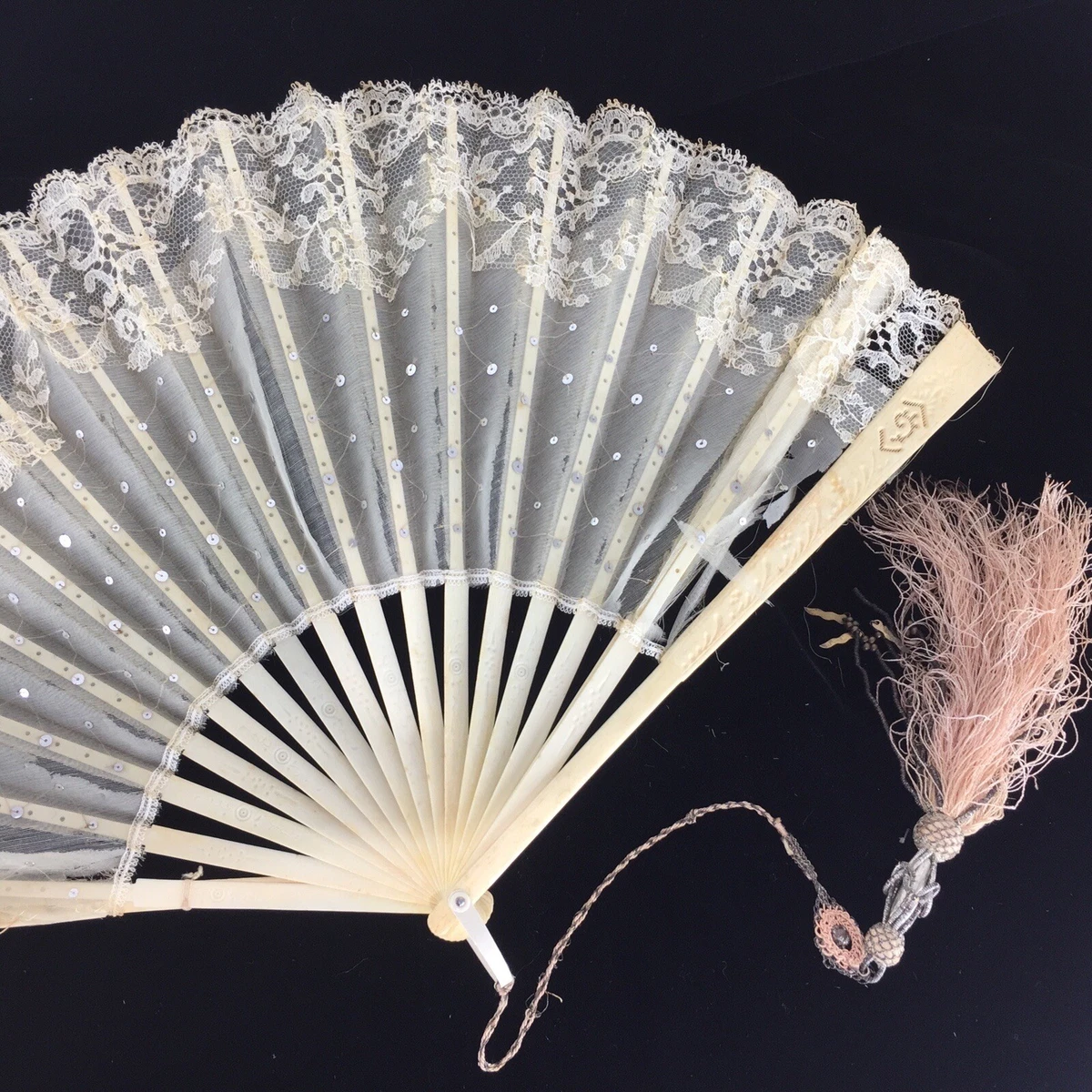 Collapsible best sale hand fans