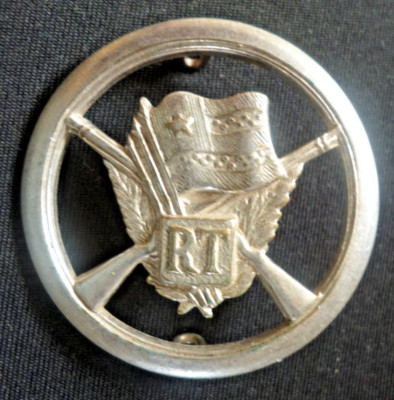 FRANZÖSISCHE REPUBLIK TOGO STREITKRÄFTE BASKENMÜTZE ABZEICHEN HERSTELLER P.CARRE CHATILLON