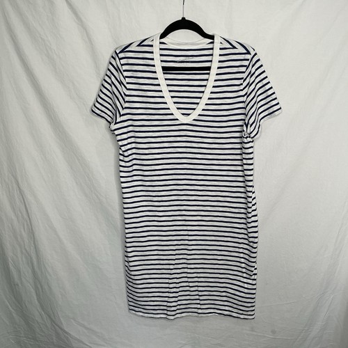Universal Thread T-Shirt Kleid blau weiß gestreift Größe L V-Ausschnitt Baumwolle Sommer gebraucht, in einwandfreiem Zustand