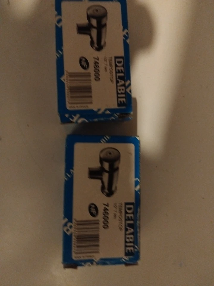 2 Robinet temporisé pour lavabo -eau froide- Tempostop mural DELABIE 746000 - Photo 3/3