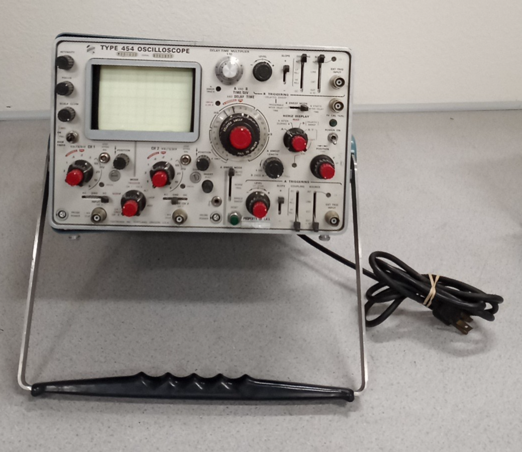 Tektronix type 454 oscilloscope 150MHz 2 channel FOR PART/NOT