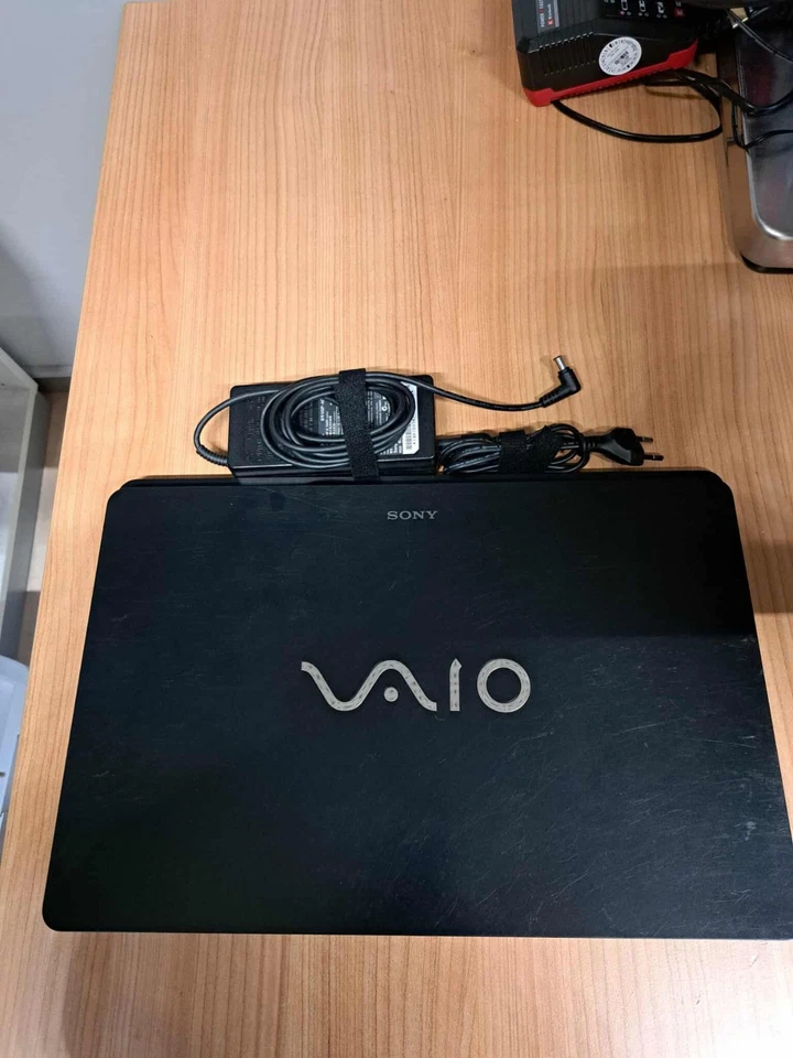SONY VAIO VPCF2 - PCG 81412M1 Notebook, 17 Zoll, i7-2620M, 6 GB RAM, 1 TB SSD