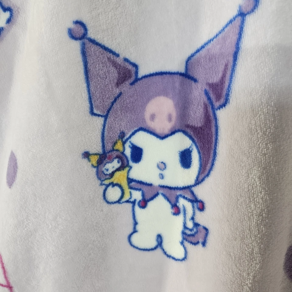 Manta nórdica Sanrio Hello Kitty Kuromi tamaño doble forrada Sherpa nueva sin etiquetas Foto 3 de 4
