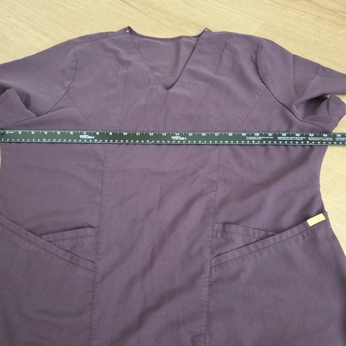 FIGS Technical Collection Scrub Top V-Neck Size 2XL Short Sleeve Purple - Picture 5 of 7