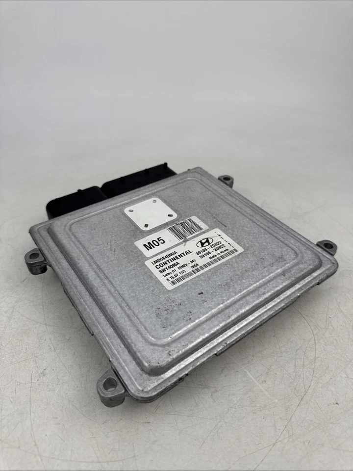 2010 Hyundai Tucson 2.4 Engine Control Unit ECM 39136-2G822 - Imagem 3 de 4