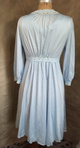 Vintage SHADOWLINE BABY BLUE PEIGNOIR Light Nightie Nightgown Robe Set 2pc M - Picture 9 of 12