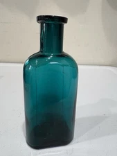 Old Antique 1800s Teal Druggist Bottle . WT & Co. Patent 5 Nov 78