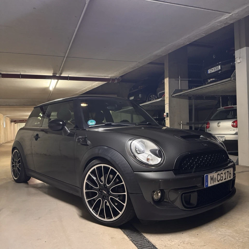 MINI Cooper | JCW 18” Kompletträder | Felgen | R113 Cross Spoke bicolor - Bild 3 von 4