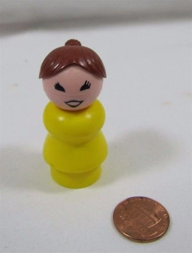 Vintage Fisher Price Little People BRUNETTE MOM YELLOW Ponytail Plastic Figure