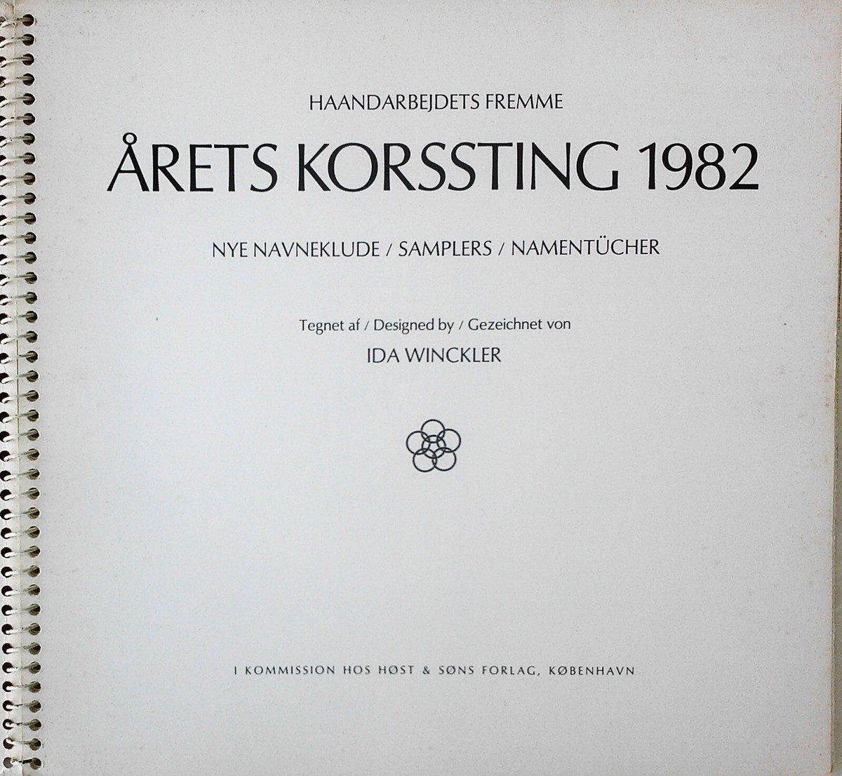 Arets Korssting 1982 Danish Calendar Cross Stitch Samplers Ida