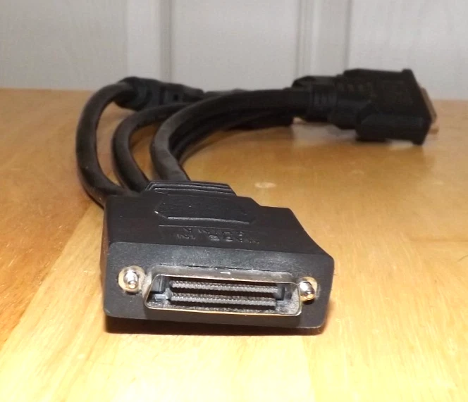 4x DVI (✔️8 Monitor✔️) Video Cable Outputs are numbered: 1/5, 2/6, 3/7, and 4/8 - Image 2 of 4