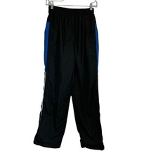 Umbro Black Joggers Youth Size XL Black With Blue Trim Zipper Close Pockets