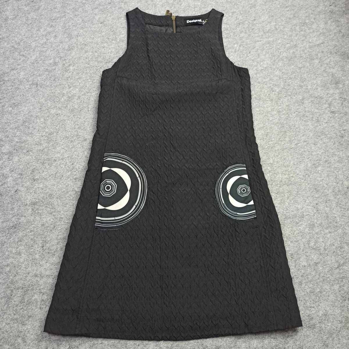 Robe Espagnole Pour Enfant - Marque Manolita, Taille 6 Ans, Occasion En Bon état