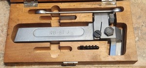 RB-STIII Single Point Tool Holder w/Wood Case