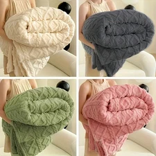 Ultra-Soft 3D Plush Fleece Blanket 1 PC Heavyweight Cozy Flannel Throw for Winte