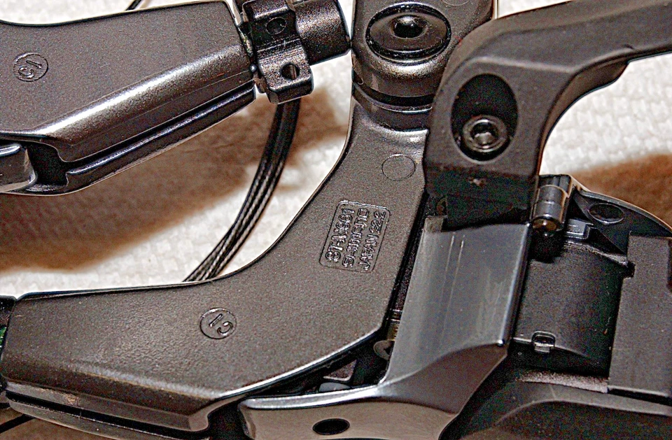 NUEVO Juego de palancas de cambio integradas Shimano XTR ST-M961 9 velocidades en caja y manual Foto 4 de 4