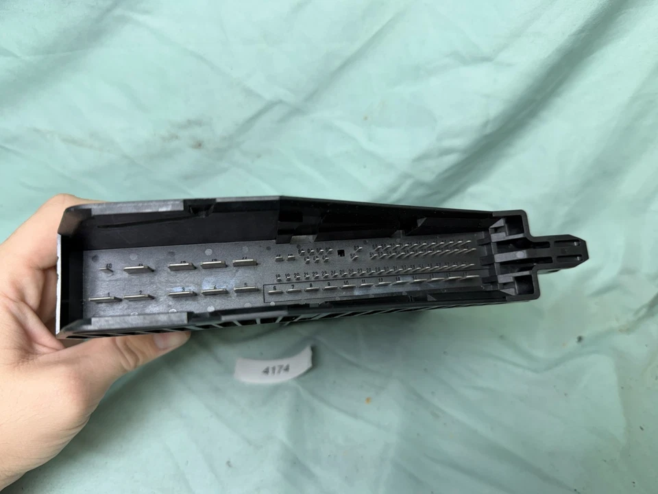 Модуль управления крышей для кабриолета 97–04 Mercedes R170 SLK320 1708200926 - Изображение 4 из 4