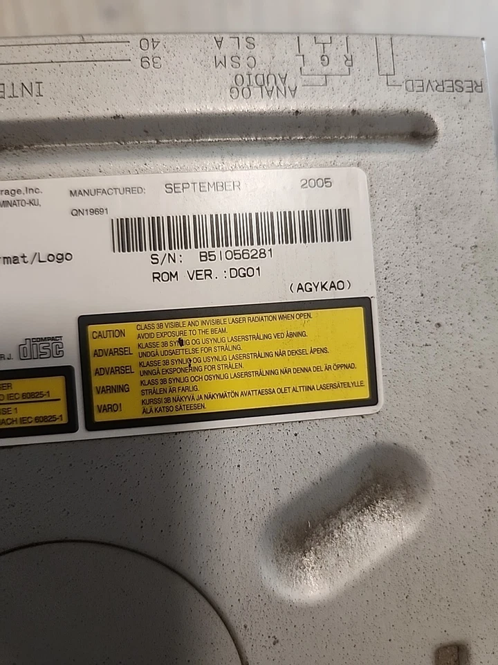 H-L DATA STORAGE DVD WRITABLE CD-RW DRIVE Model GWA-4165B ROM - Image 4 of 4