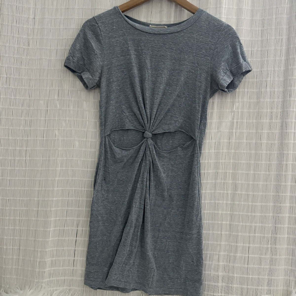 HONEY PUNCH Knot It Front Knot T-Shirt Dress Gray S | eBay