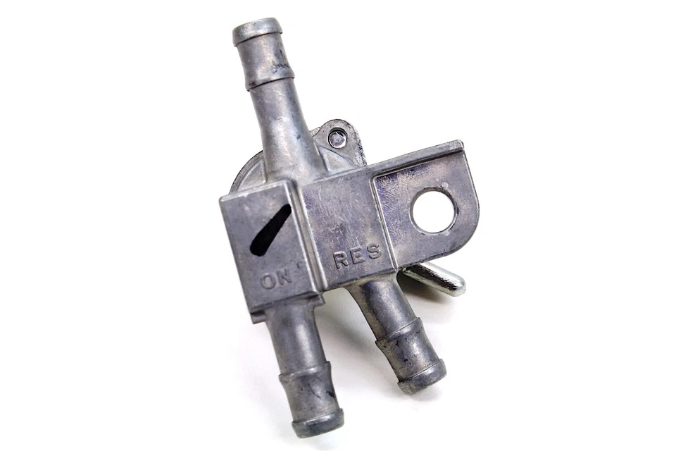 New Genuine Honda Petcock CRF250 CRF450 X CRF Petrol Valve Fuel Gas OEM #A174* - Image 3 of 4