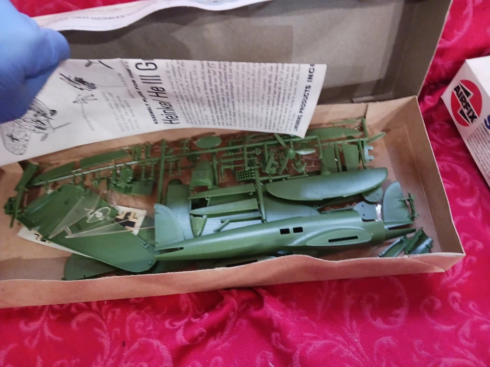 Lindberg años 70 3/16" ww2 modelo Kit 5305 Heinkel He-111 bombardero alemán avión blitz Foto 2 de 2