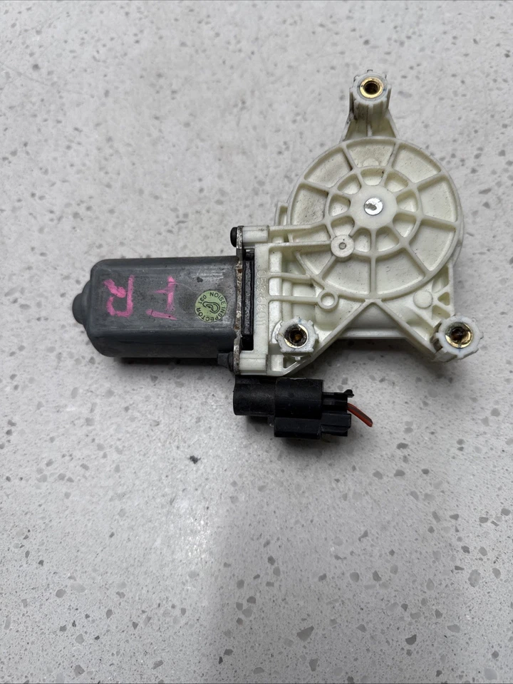 For 2005-2010 Dodge Dakota Front Right Power Window Motor - Image 3 of 4