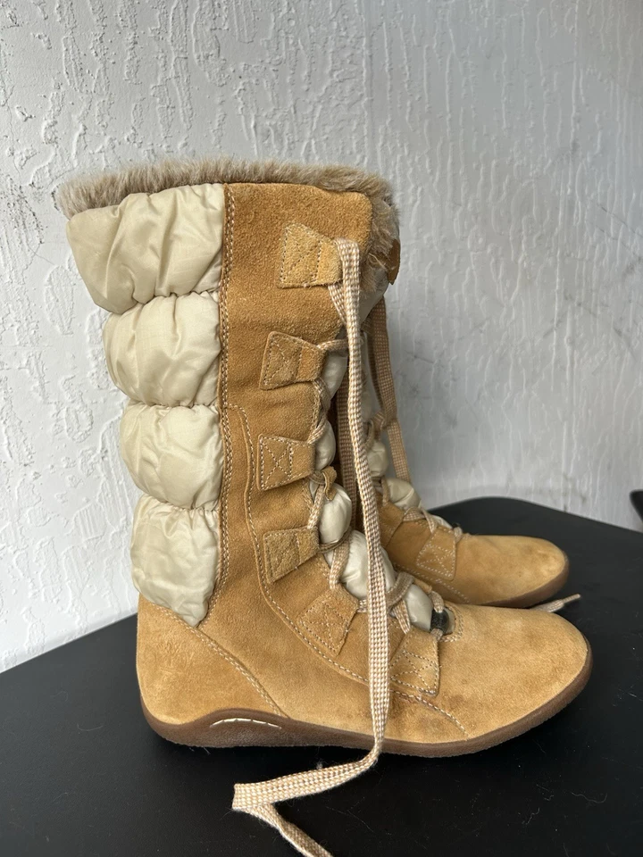 Timberland Winter Boots Tan Suede Puffer Lace Up Sherpa Trim Womens Size 8M - Image 2 of 4