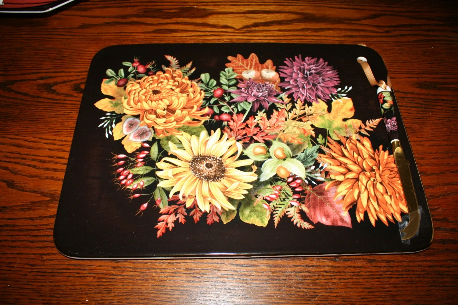 Williams Sonoma Harvest Bloom Cheese Board